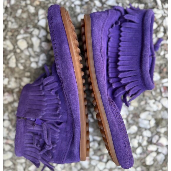 Minnetonka Kids Fringe Moccasin Boots Purple Suede Size 4 - Picture 1 of 9